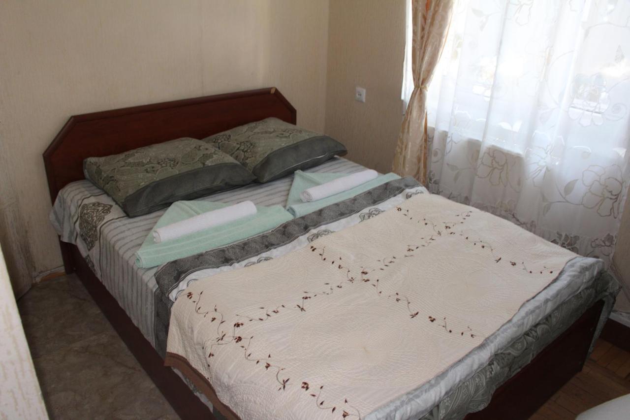 21 На Удачу Hotell Rustavi  Exteriör bild