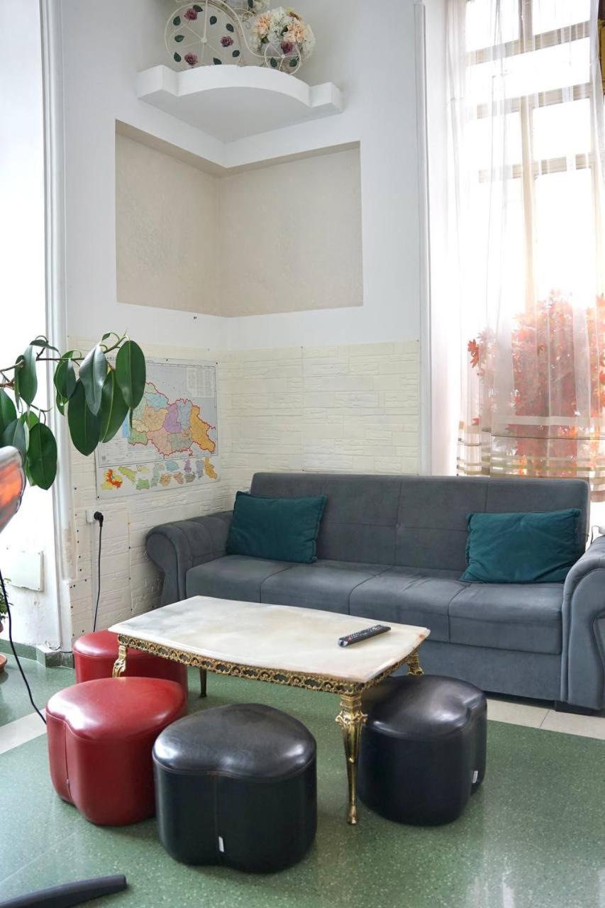 21 На Удачу Hotell Rustavi  Exteriör bild